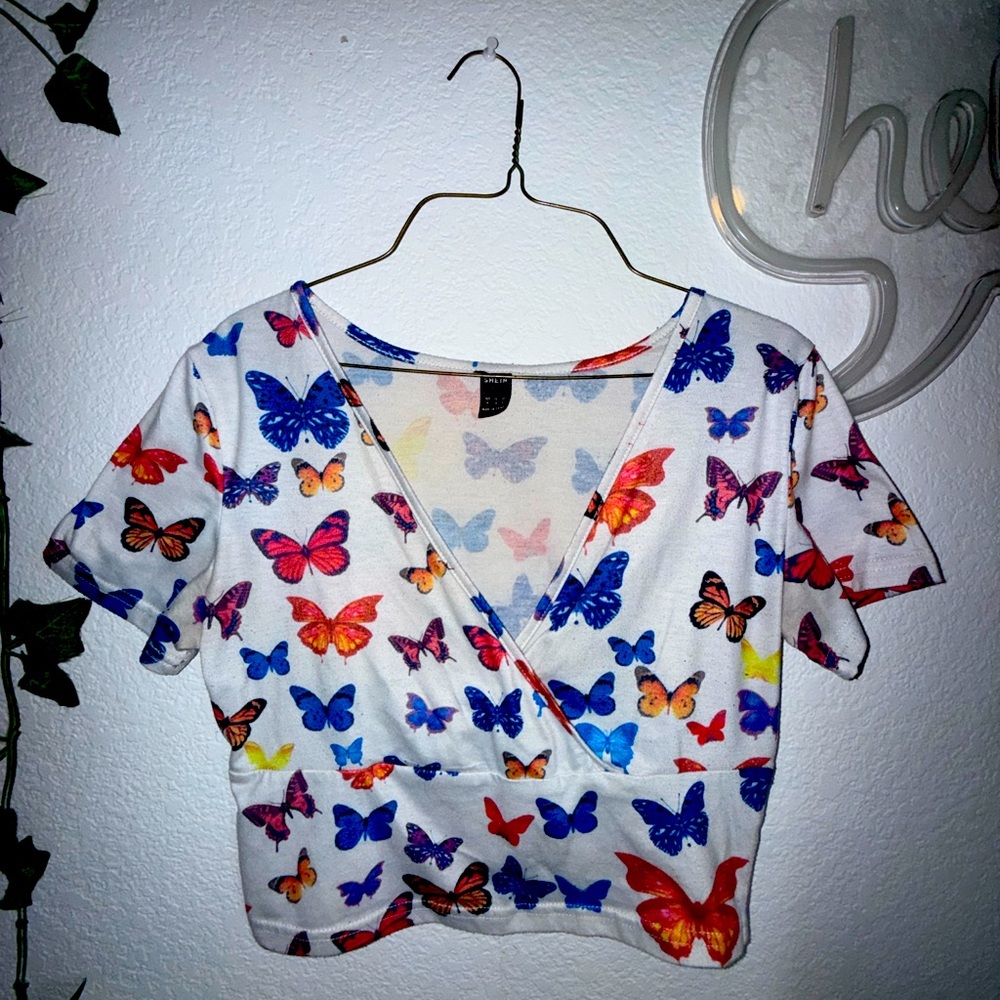 SHEIN Butterfly Print Top – Size M